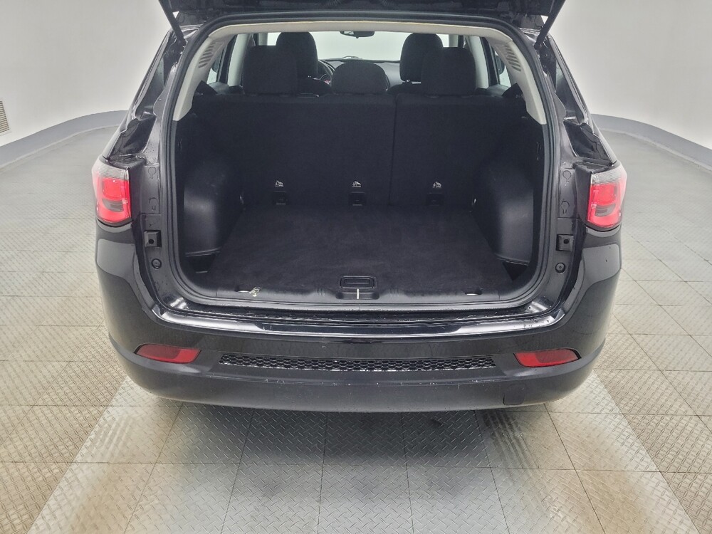 2018 Jeep Compass in Indianapolis, IN 46219 - 18138229 29