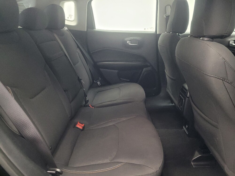 2018 Jeep Compass in Indianapolis, IN 46219 - 18138229 19