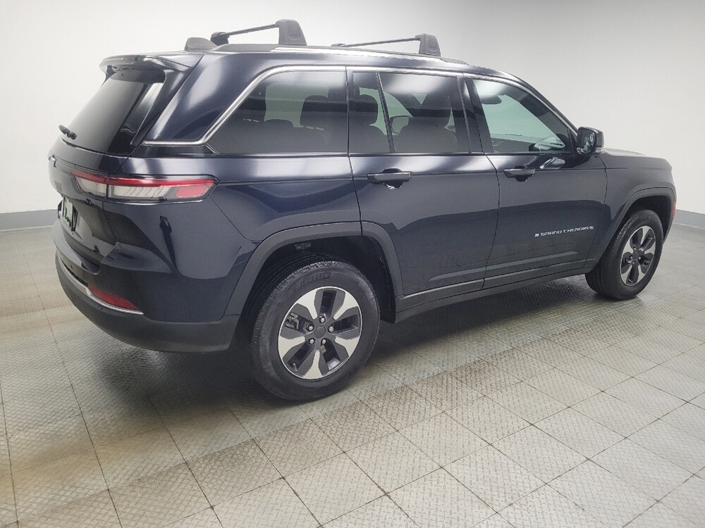 2023 Jeep Grand Cherokee in Indianapolis, IN 46222 - 18138230 10
