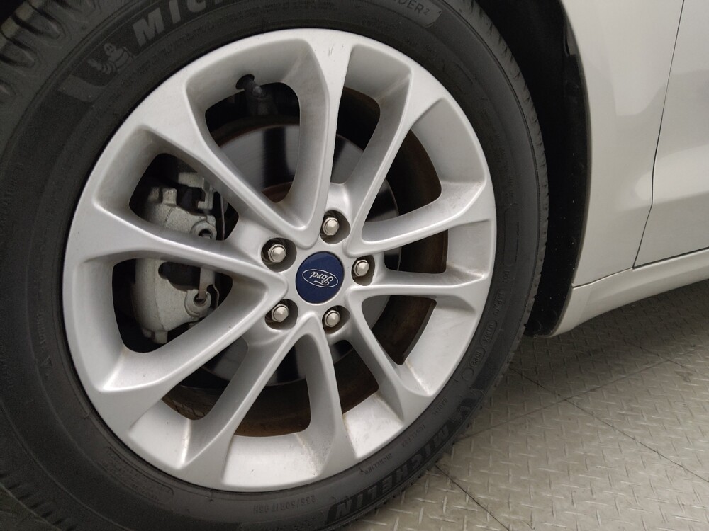 2019 Ford Fusion in Lauderdale Lakes, FL 33313 - 18138232 31