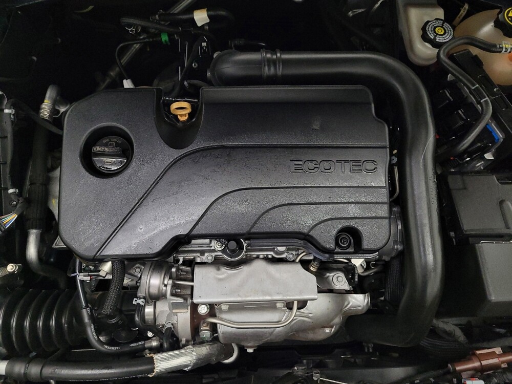 2020 Chevrolet Malibu in Las Vegas, NV 89104 - 18138234 30