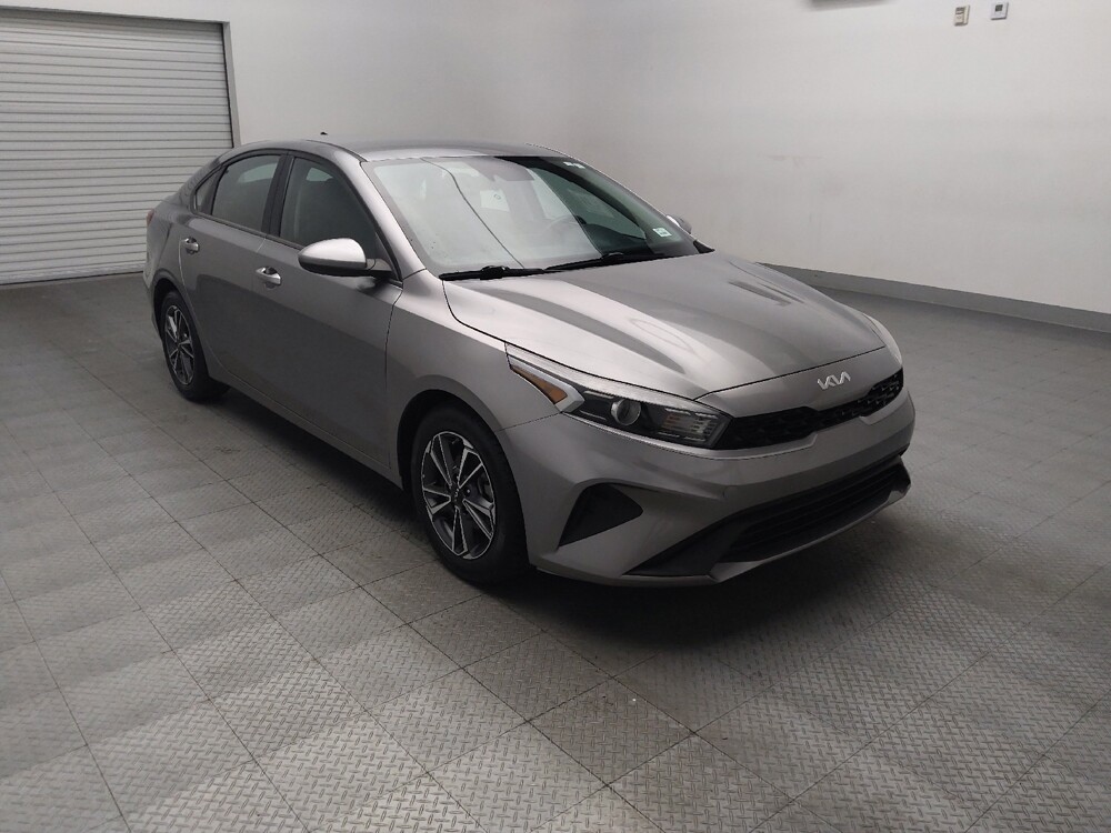 2022 Kia Forte in Plano, TX 75074 - 18138236 13