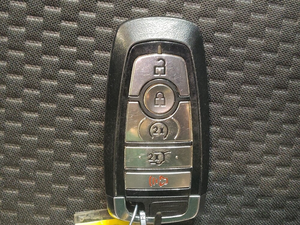 2024 Ford Escape in Lewisville, TX 75067 - 18138237 32