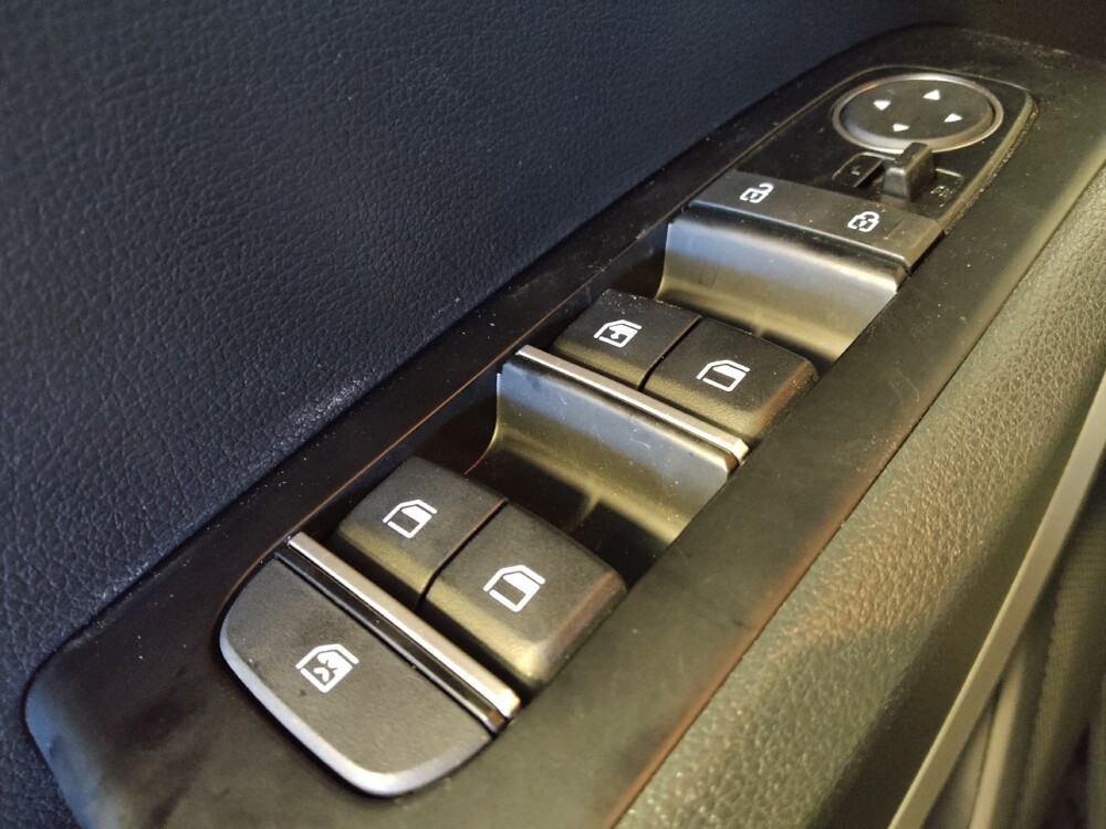2025 Kia Soul in Phoenix, AZ 85015 - 18138244 27