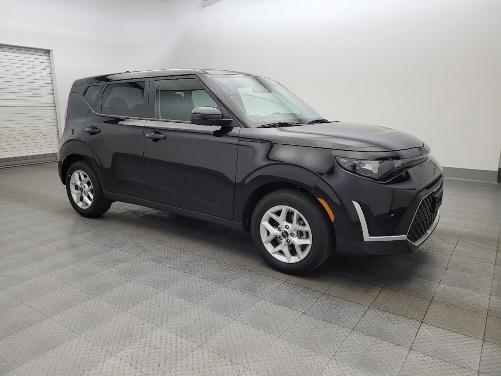 2025 Kia Soul in Phoenix, AZ 85015 - 18138244 11