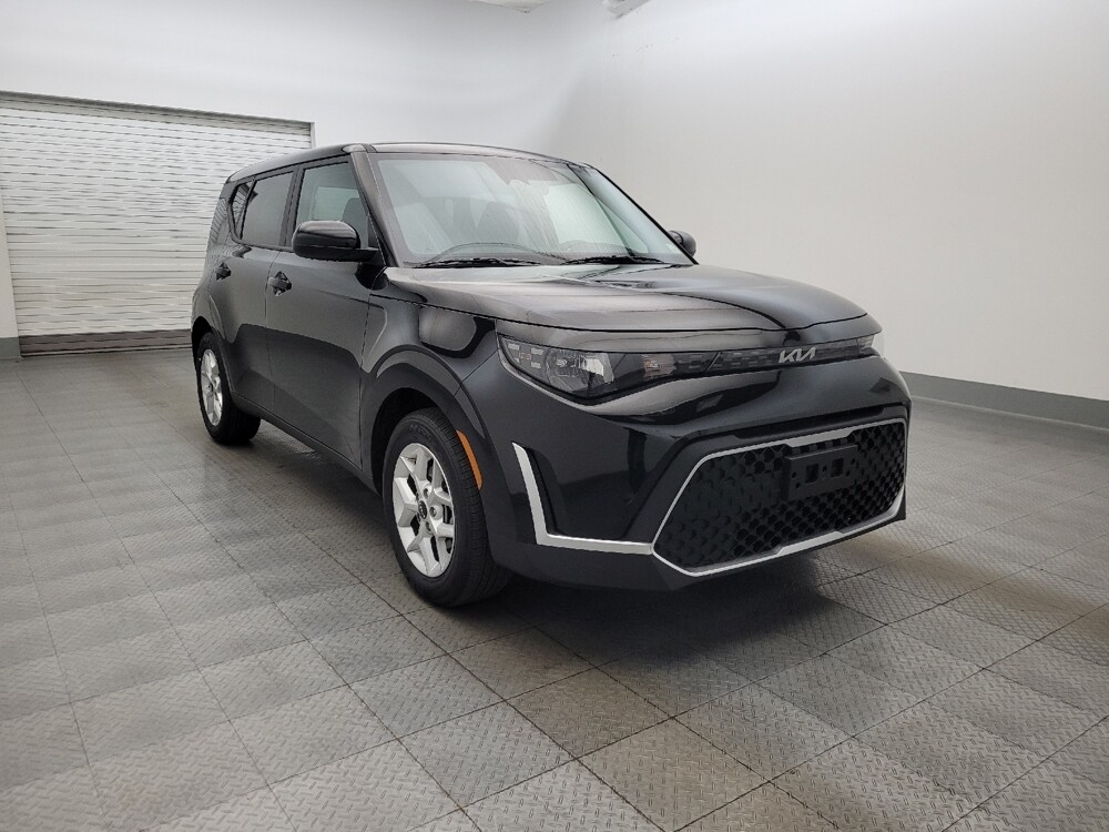 2025 Kia Soul in Phoenix, AZ 85015 - 18138244 13