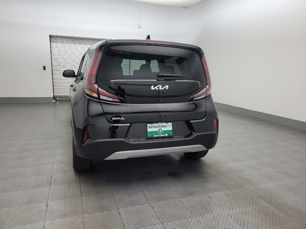 2025 Kia Soul in Phoenix, AZ 85015 - 18138244 6