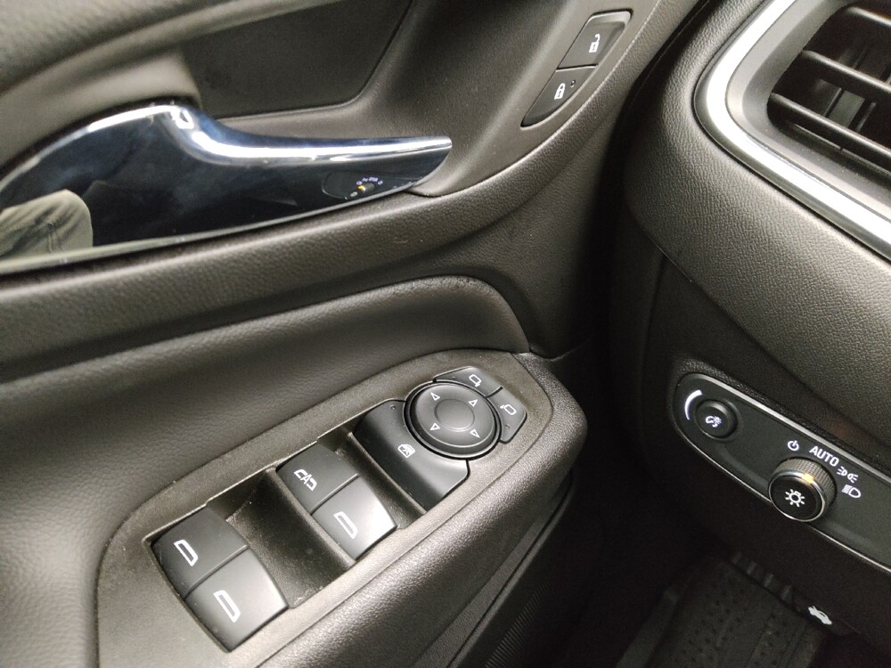 2024 Chevrolet Equinox in Gladstone, MO 64118 - 18138245 27