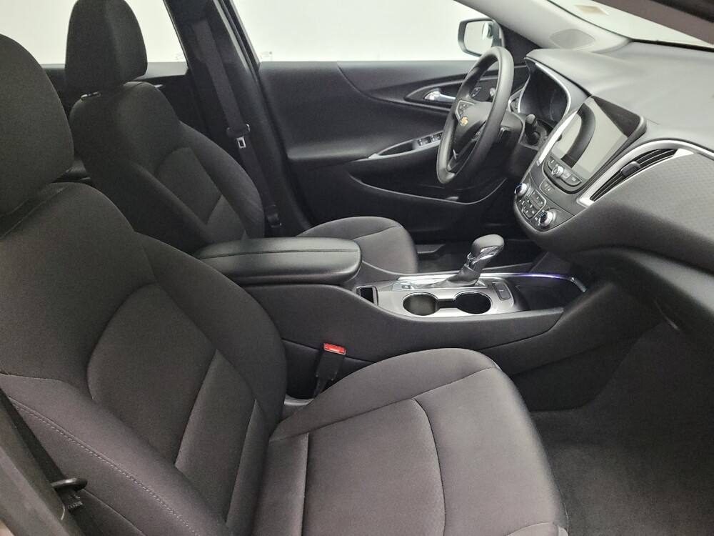 2022 Chevrolet Malibu in Downey, CA 90241 - 18138249 21