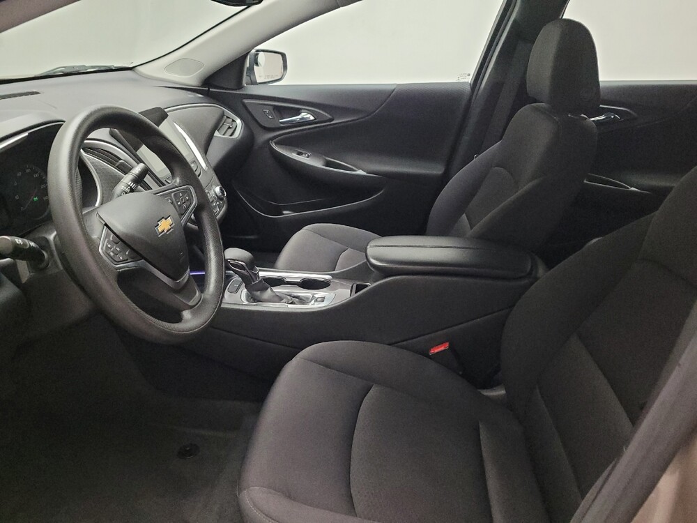 2022 Chevrolet Malibu in Downey, CA 90241 - 18138249 17