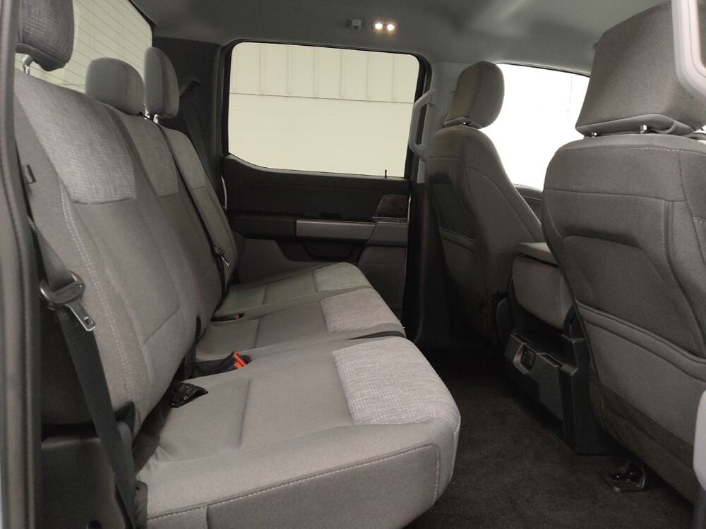 2022 Ford F150 in St. Louis, MO 63136 - 18138252 19