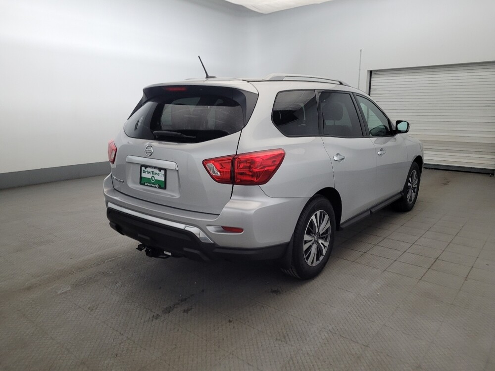 2017 Nissan Pathfinder in Woodbridge, VA 22191 - 18138256 9