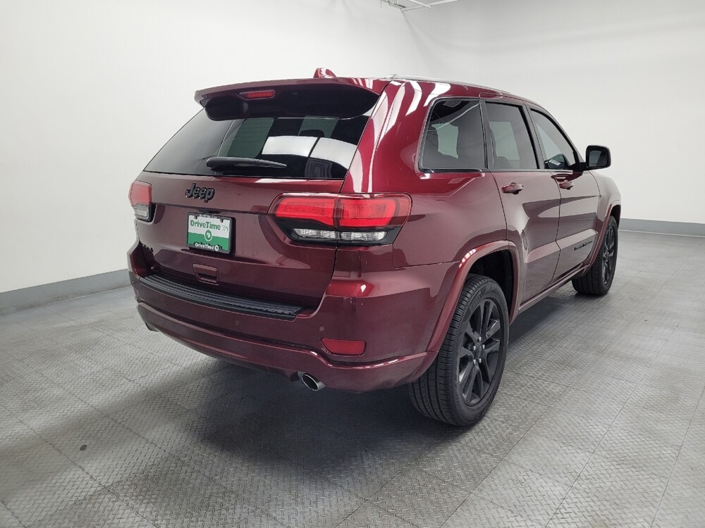2017 Jeep Grand Cherokee in Las Vegas, NV 89102 - 18138267 9