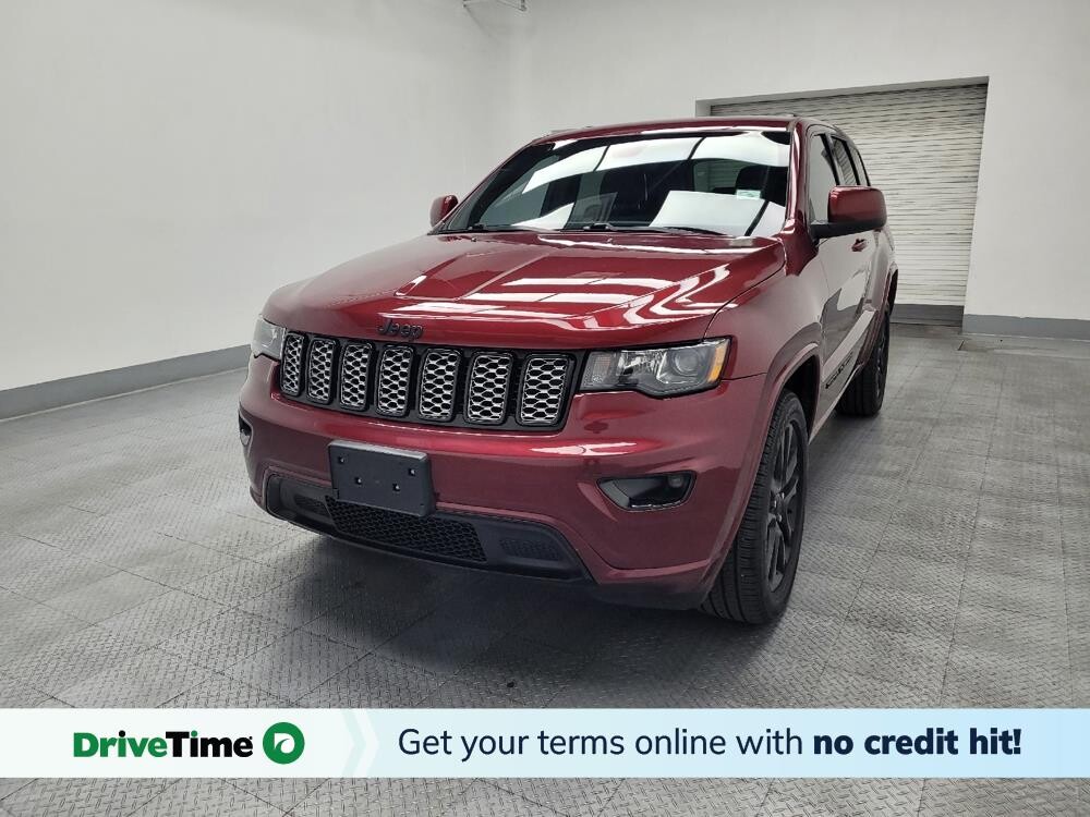 2017 Jeep Grand Cherokee in Las Vegas, NV 89102 - 18138267