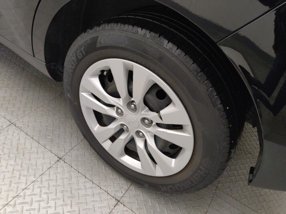2022 Kia Soul in Houston, TX 77034 - 18138275 31