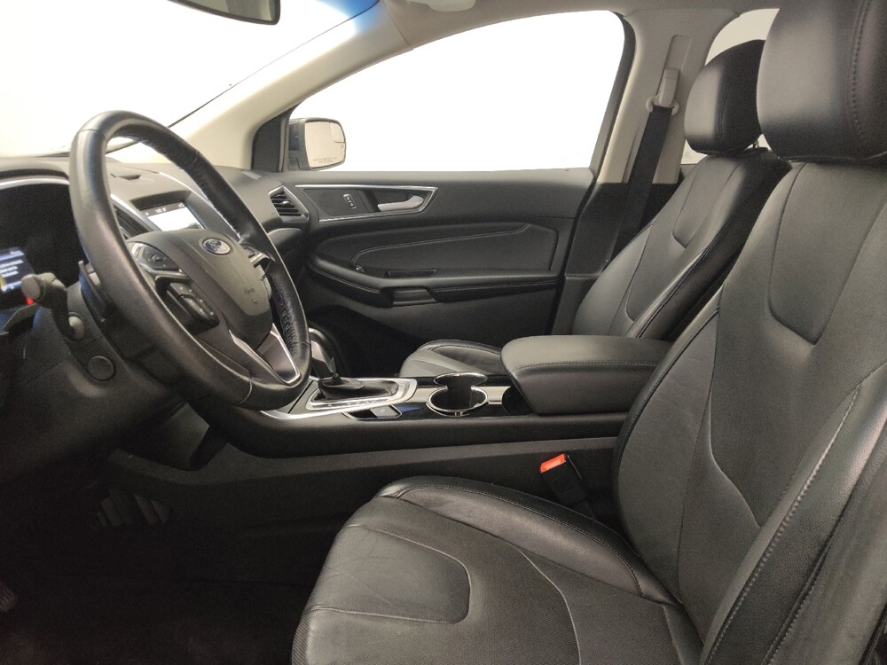 2018 Ford Edge in Lombard, IL 60148 - 18138276 17