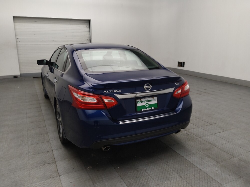 2016 Nissan Altima in Stone Mountain, GA 30083 - 18138281 5