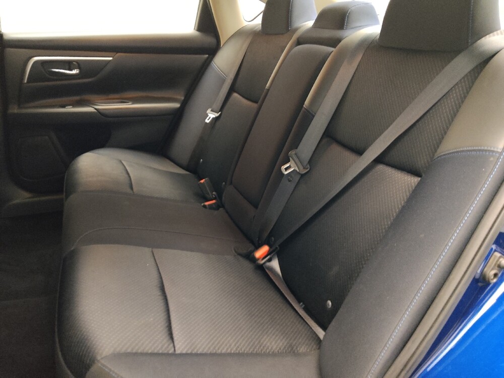 2016 Nissan Altima in Stone Mountain, GA 30083 - 18138281 18
