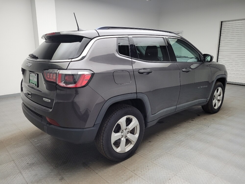 2017 Jeep Compass in Grand Rapids, MI 49508 - 18138288 10