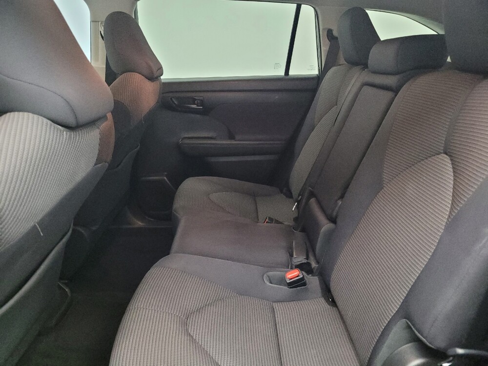2021 Toyota Highlander in Madison, TN 37115 - 18138294 18