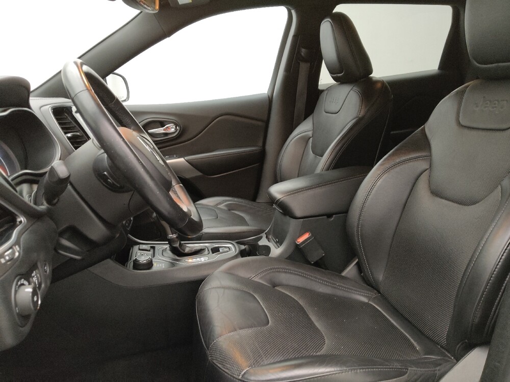 2019 Jeep Cherokee in Salem, VA 24153 - 18138298 17