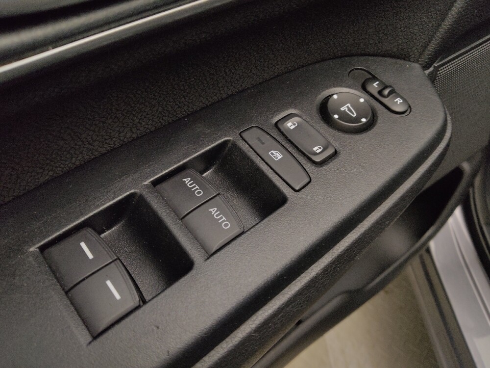 2018 Honda CR-V in Denver, CO 80012 - 18138304 27