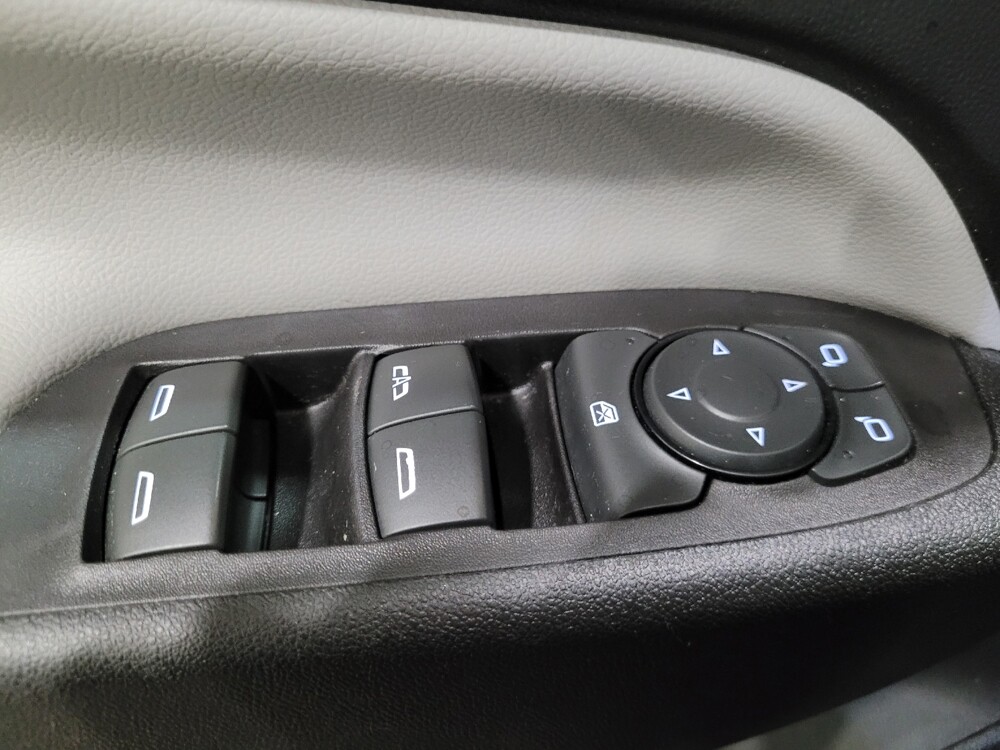 2018 Chevrolet Equinox in New Castle, DE 19720 - 18138311 27