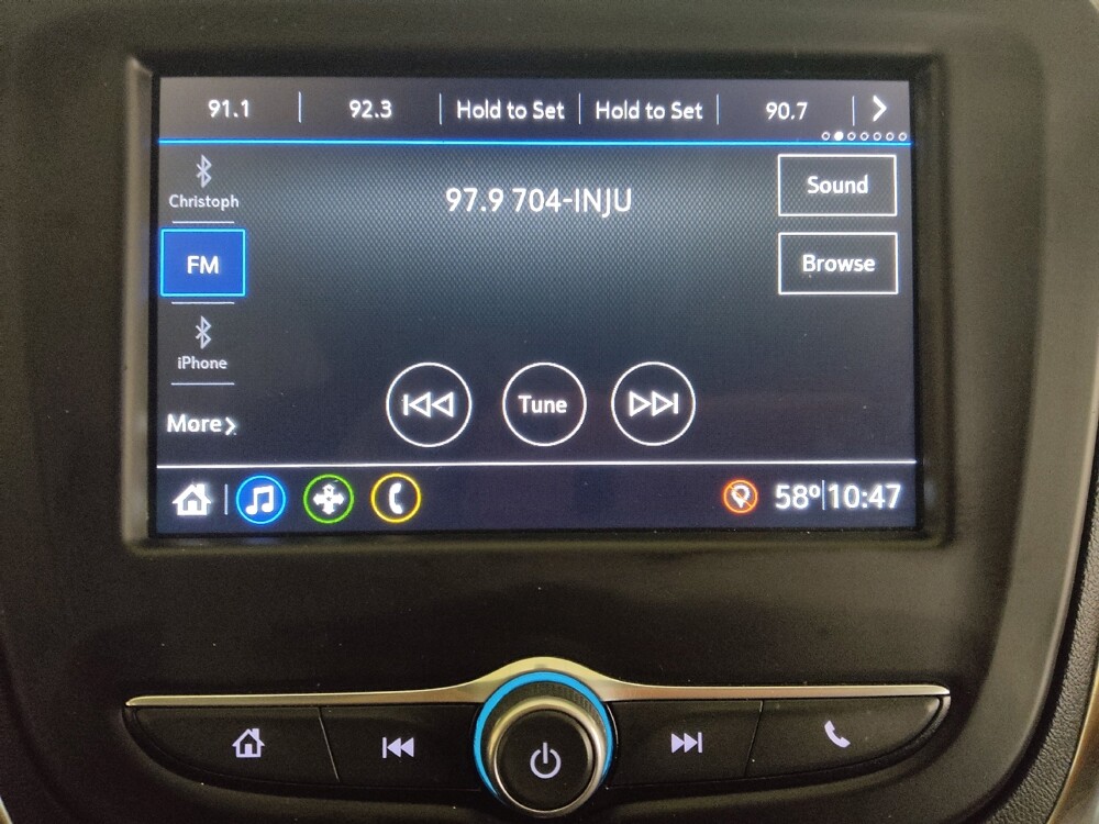 2019 Chevrolet Equinox in Charleston, SC 29414 - 18138315 25