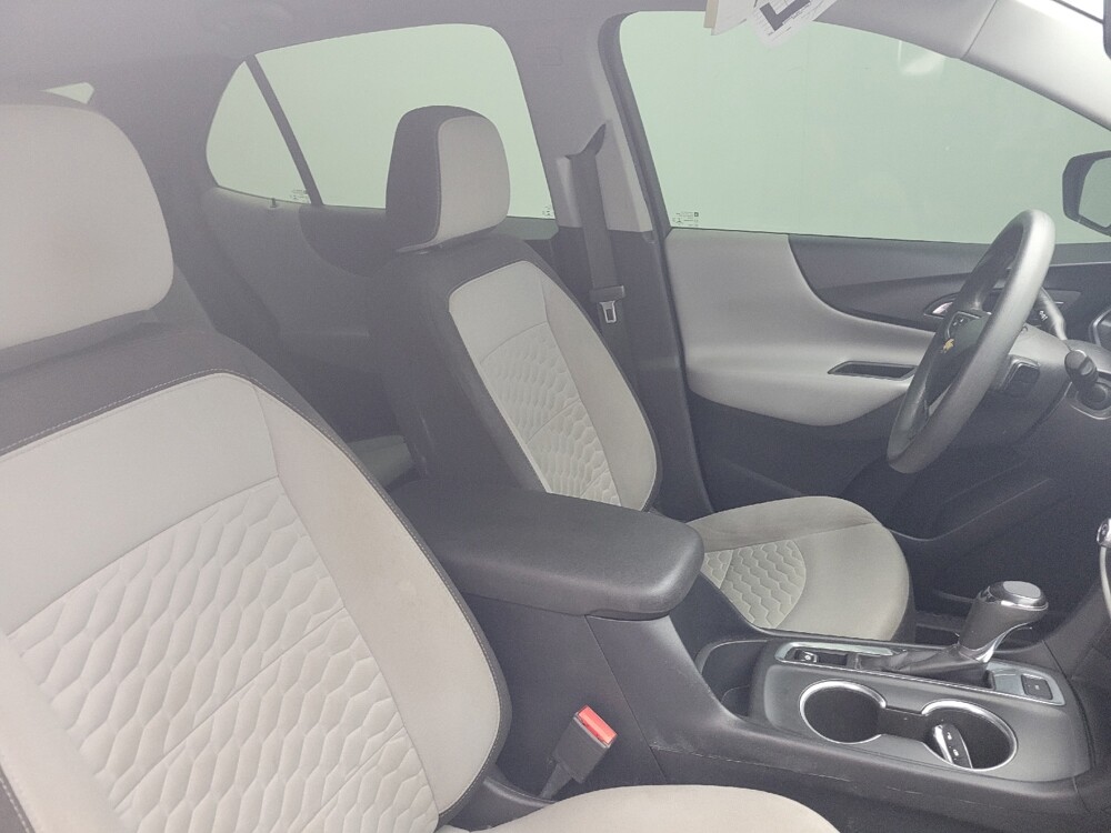 2019 Chevrolet Equinox in Charleston, SC 29414 - 18138315 21