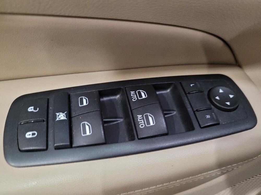 2016 Jeep Grand Cherokee in Woodbridge, VA 22191 - 18138316 27