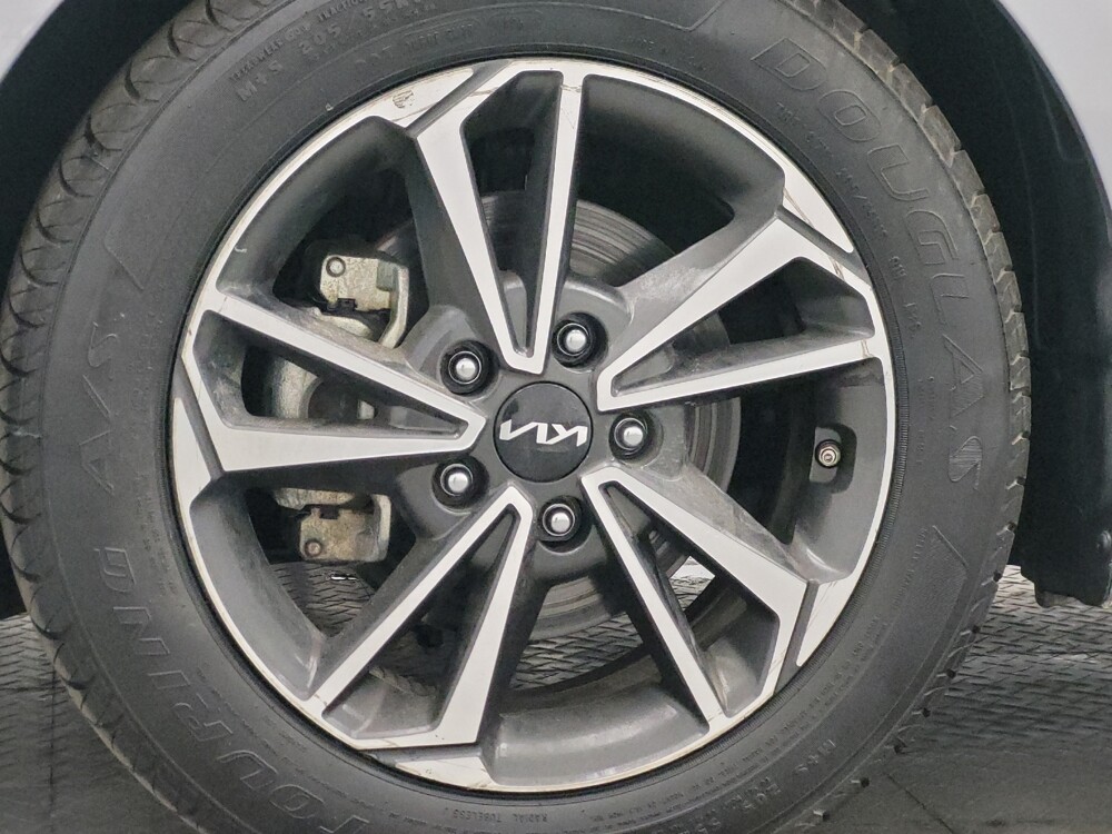 2024 Kia Forte in Memphis, TN 38128 - 18138321 31