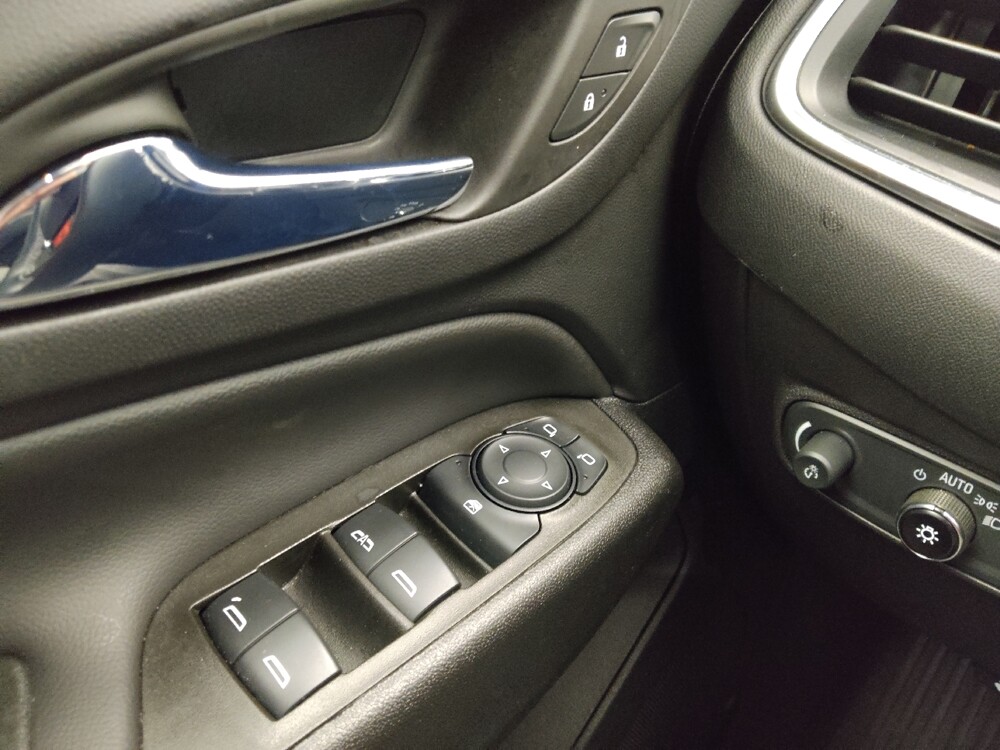 2024 Chevrolet Equinox in Gladstone, MO 64118 - 18138335 27