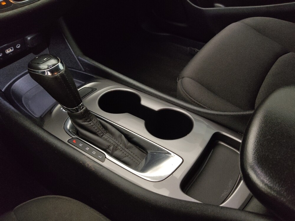 2020 Chevrolet Malibu in Albuquerque, NM 87113 - 18138341 26