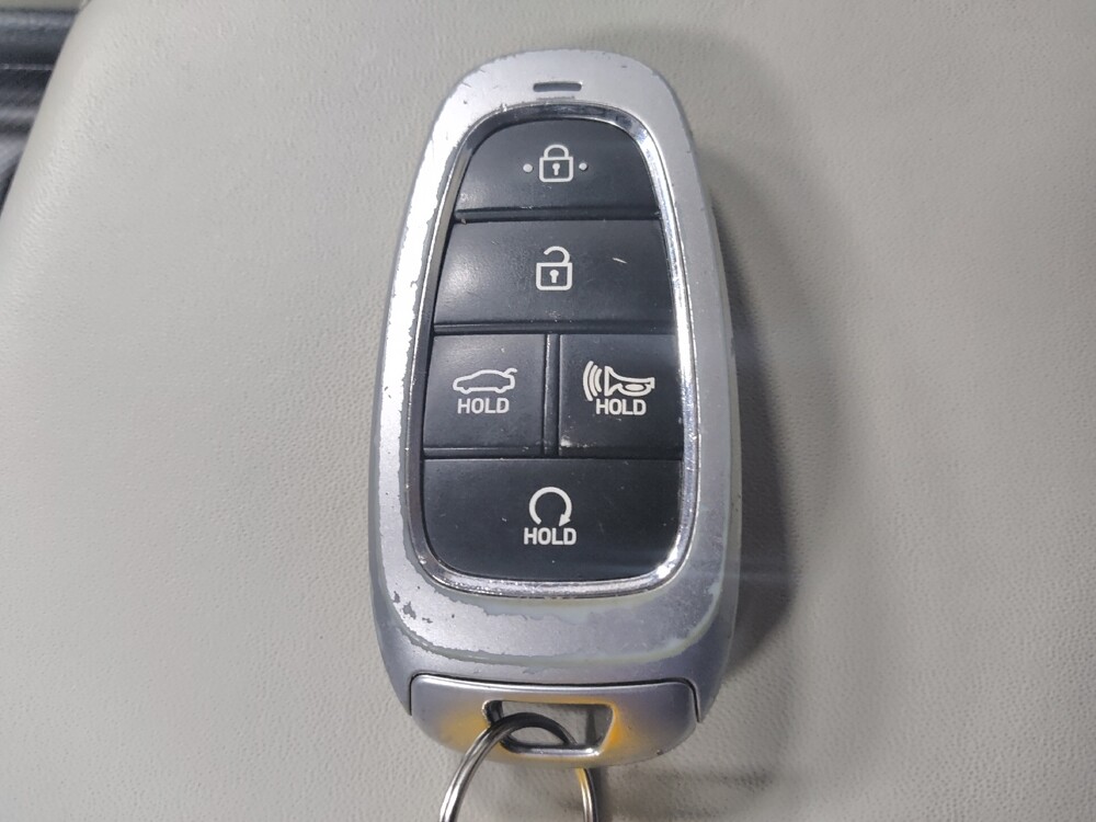 2023 Hyundai Sonata in Stone Mountain, GA 30083 - 18138345 32