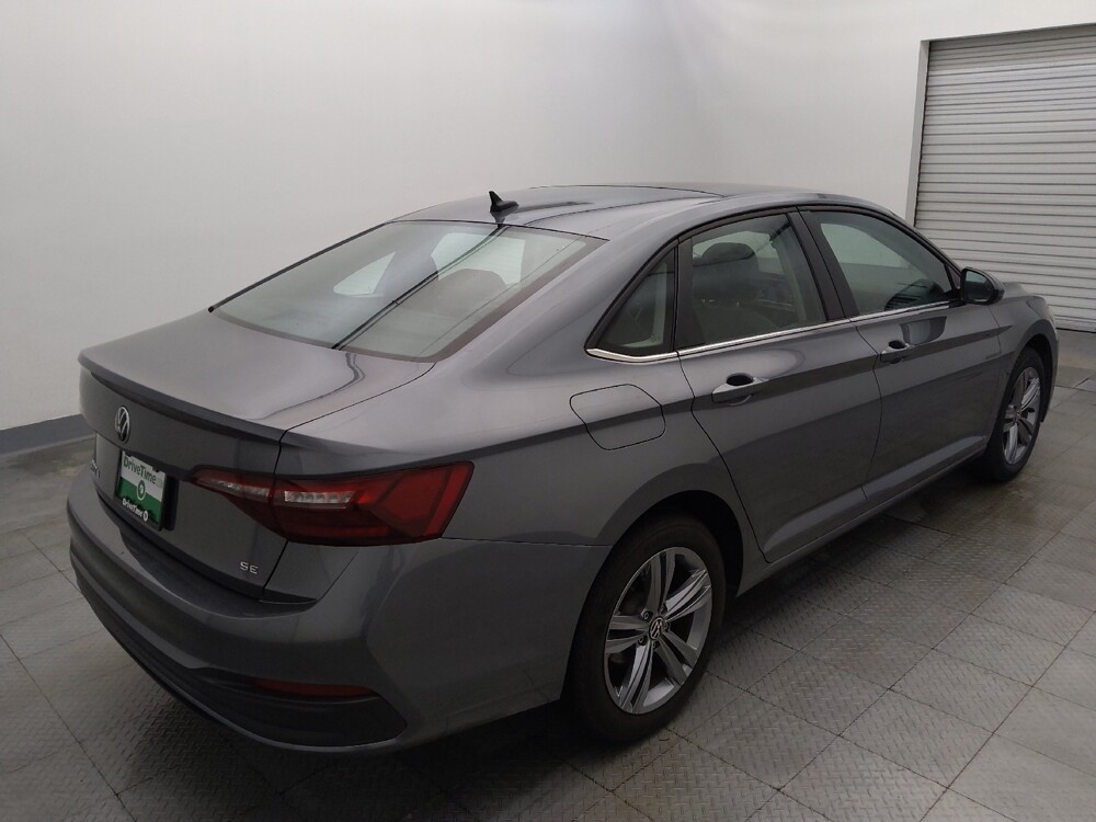 2024 Volkswagen Jetta in Houston, TX 77074 - 18138348 9