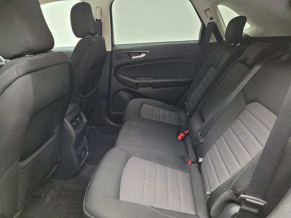 2020 Ford Edge in Grand Rapids, MI 49508 - 18138359 18