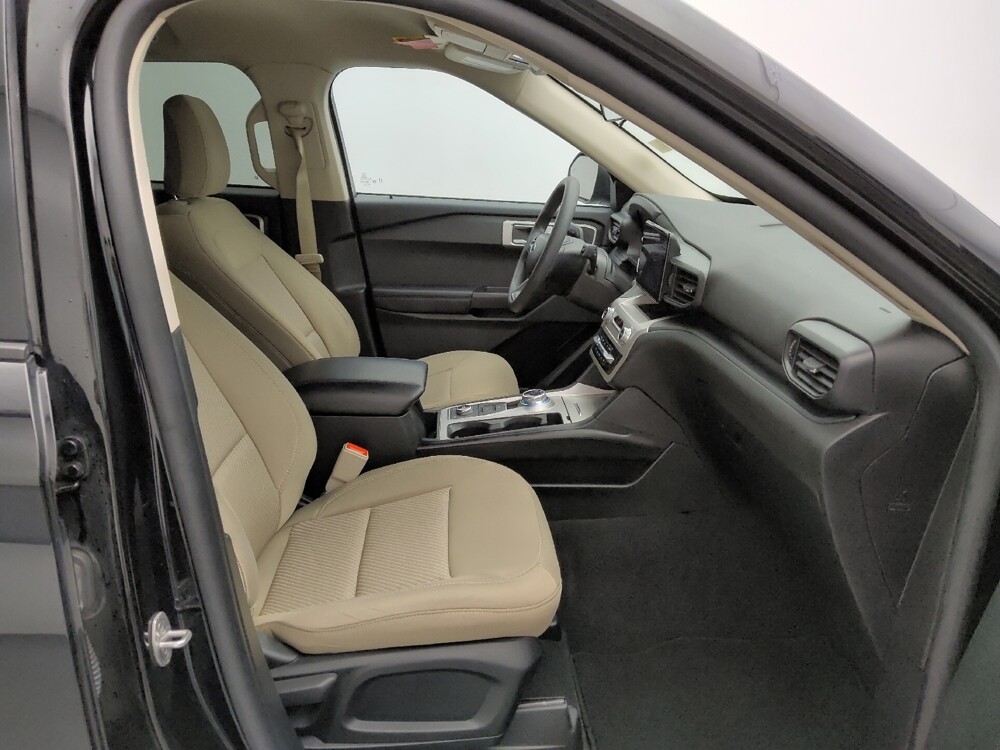 2023 Ford Explorer in Springfield, MO 65807 - 18138368 21