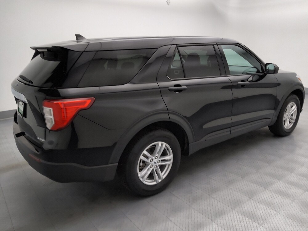 2023 Ford Explorer in Springfield, MO 65807 - 18138368 10