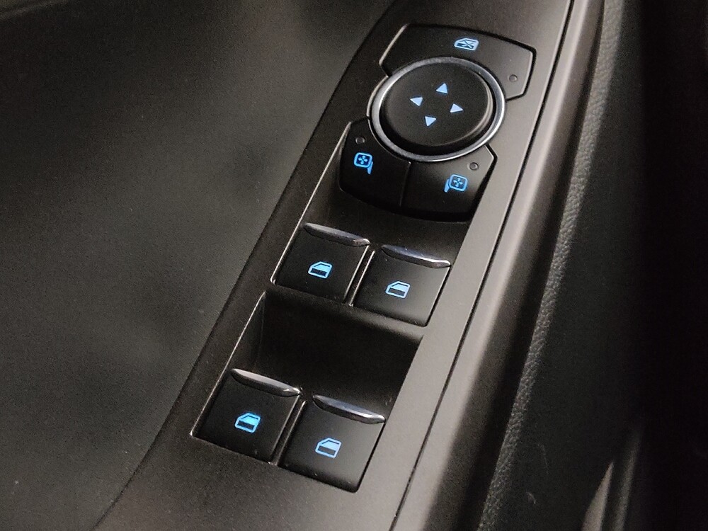 2023 Ford Explorer in Springfield, MO 65807 - 18138368 27