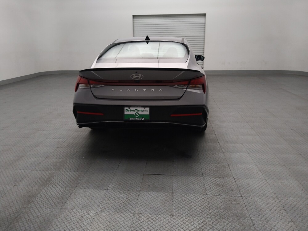 2025 Hyundai Elantra in Lewisville, TX 75067 - 18138377 7