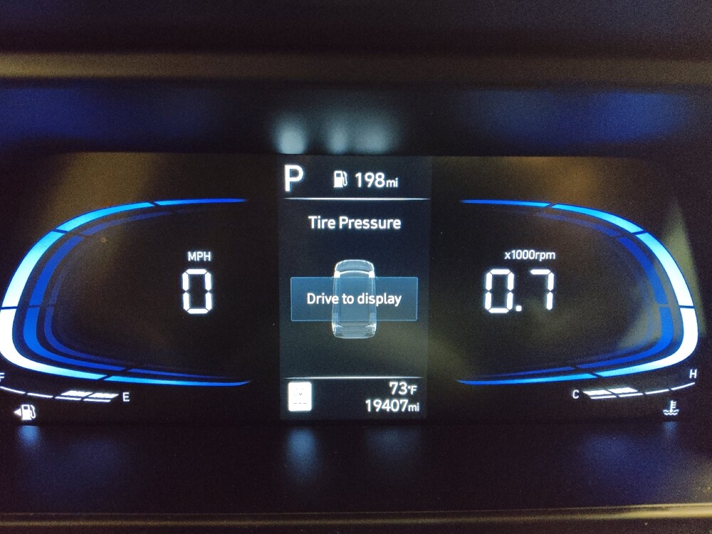 2025 Hyundai Elantra in Lewisville, TX 75067 - 18138377 23