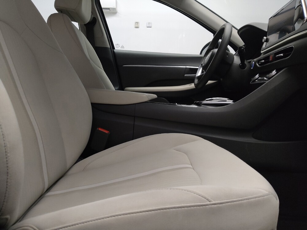 2023 Hyundai Sonata in Lewisville, TX 75067 - 18138381 21