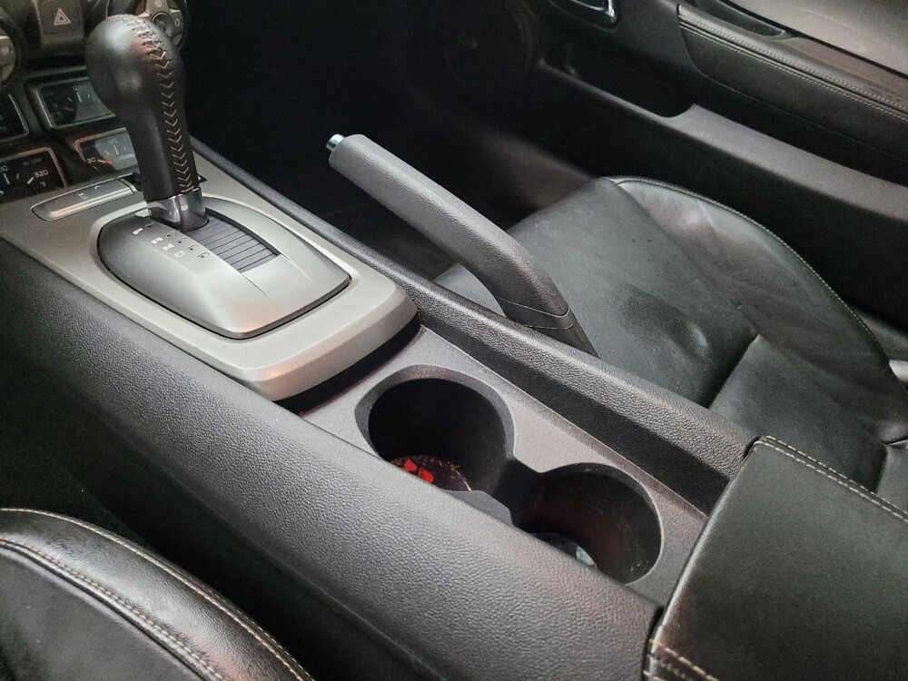 2015 Chevrolet Camaro in Memphis, TN 38128 - 18138383 26
