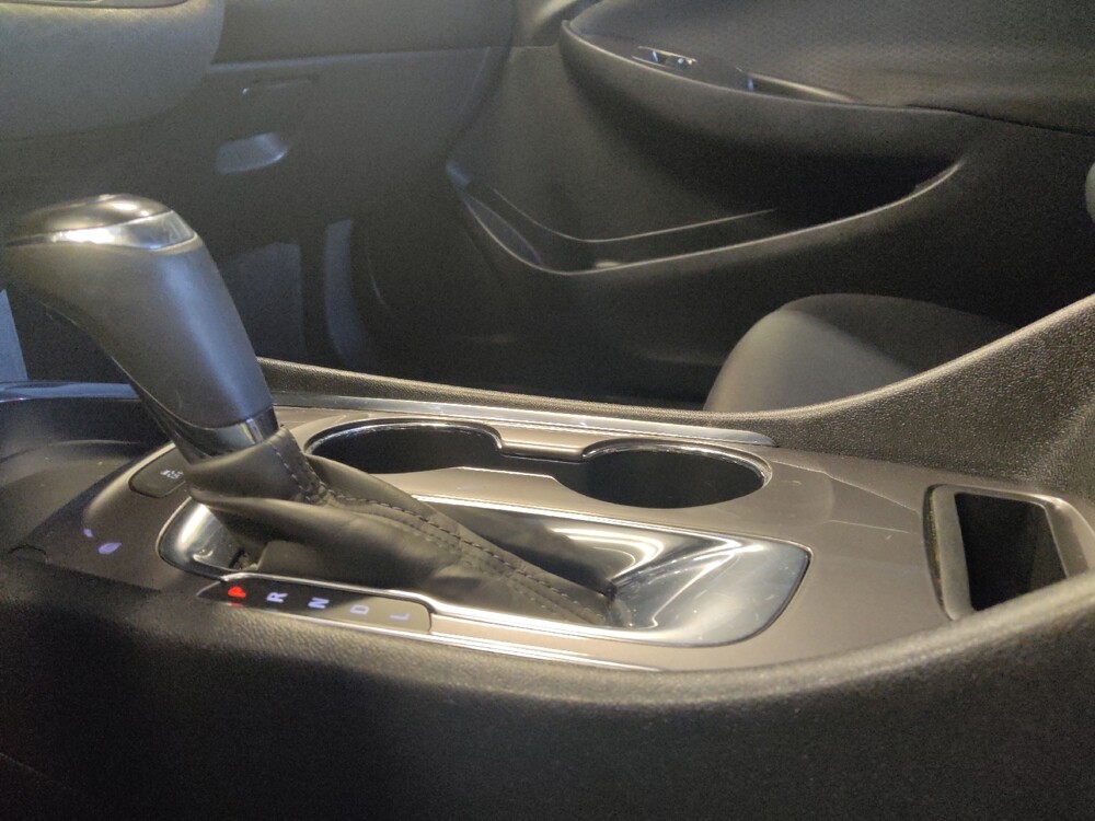 2020 Chevrolet Malibu in Phoenix, AZ 85015 - 18138384 26