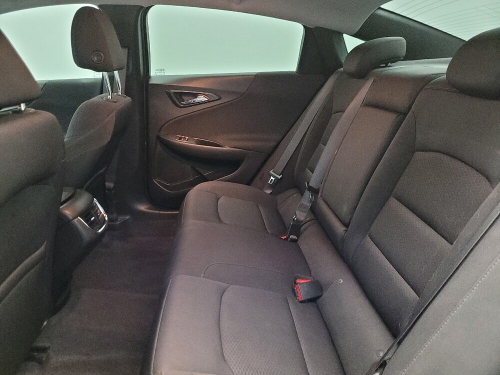 2020 Chevrolet Malibu in Phoenix, AZ 85015 - 18138384 18