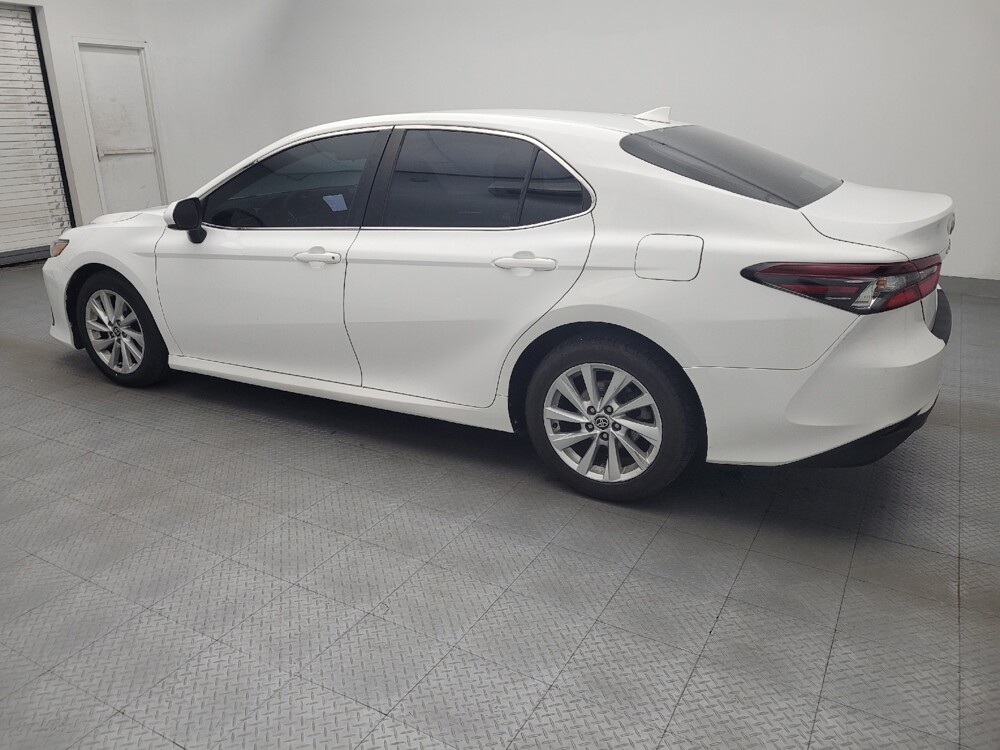 2021 Toyota Camry in Salem, VA 24153 - 18138390 3