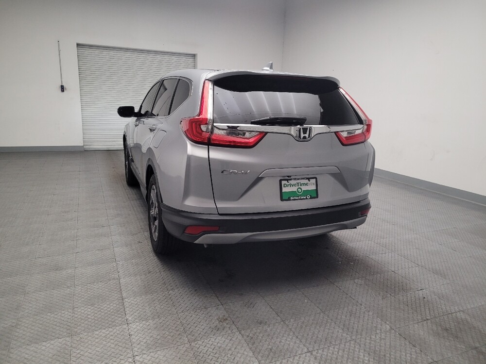 2018 Honda CR-V in Downey, CA 90241 - 18138392 6