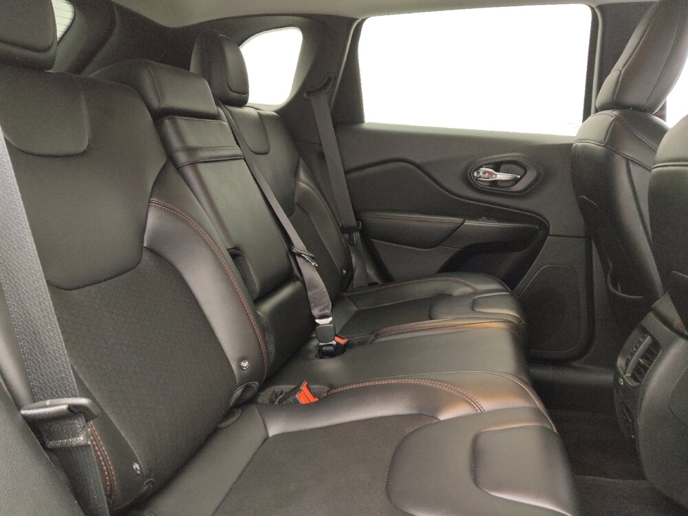 2019 Jeep Cherokee in Lakewood, CO 80215 - 18138393 19