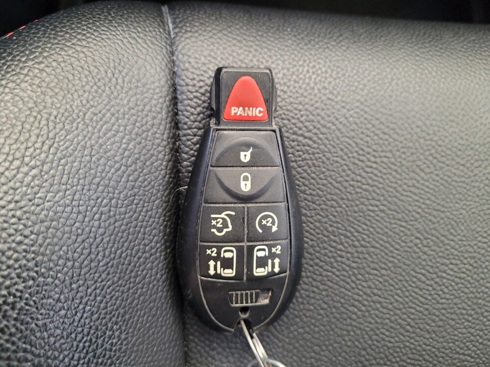 2019 Dodge Grand Caravan in Cincinnati, OH 45255 - 18138394 32