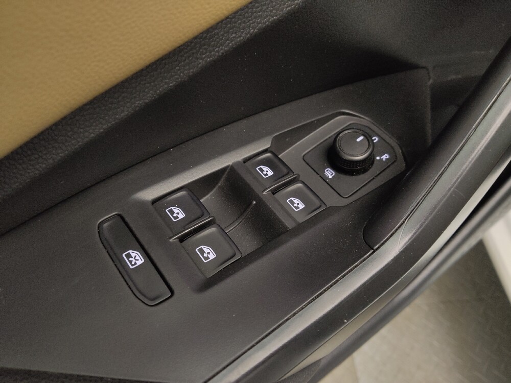 2019 Volkswagen Jetta in Lakewood, CO 80215 - 18138400 27